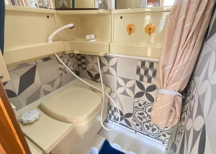 Camping-car Vintage Insolite * Venette